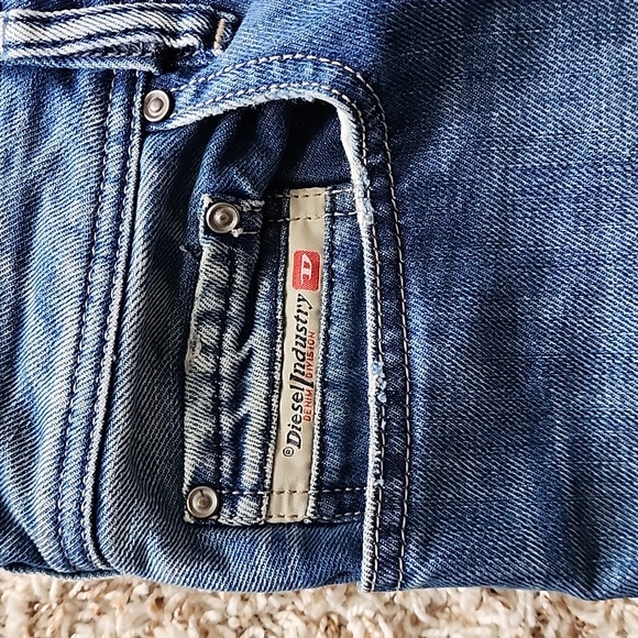 Diesel Zatiny - Picture 5 of 16